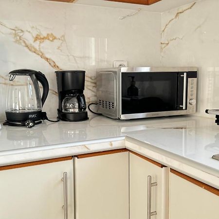 Sunny Apartment For Couples & Friends In Centre Heraclión Exterior foto